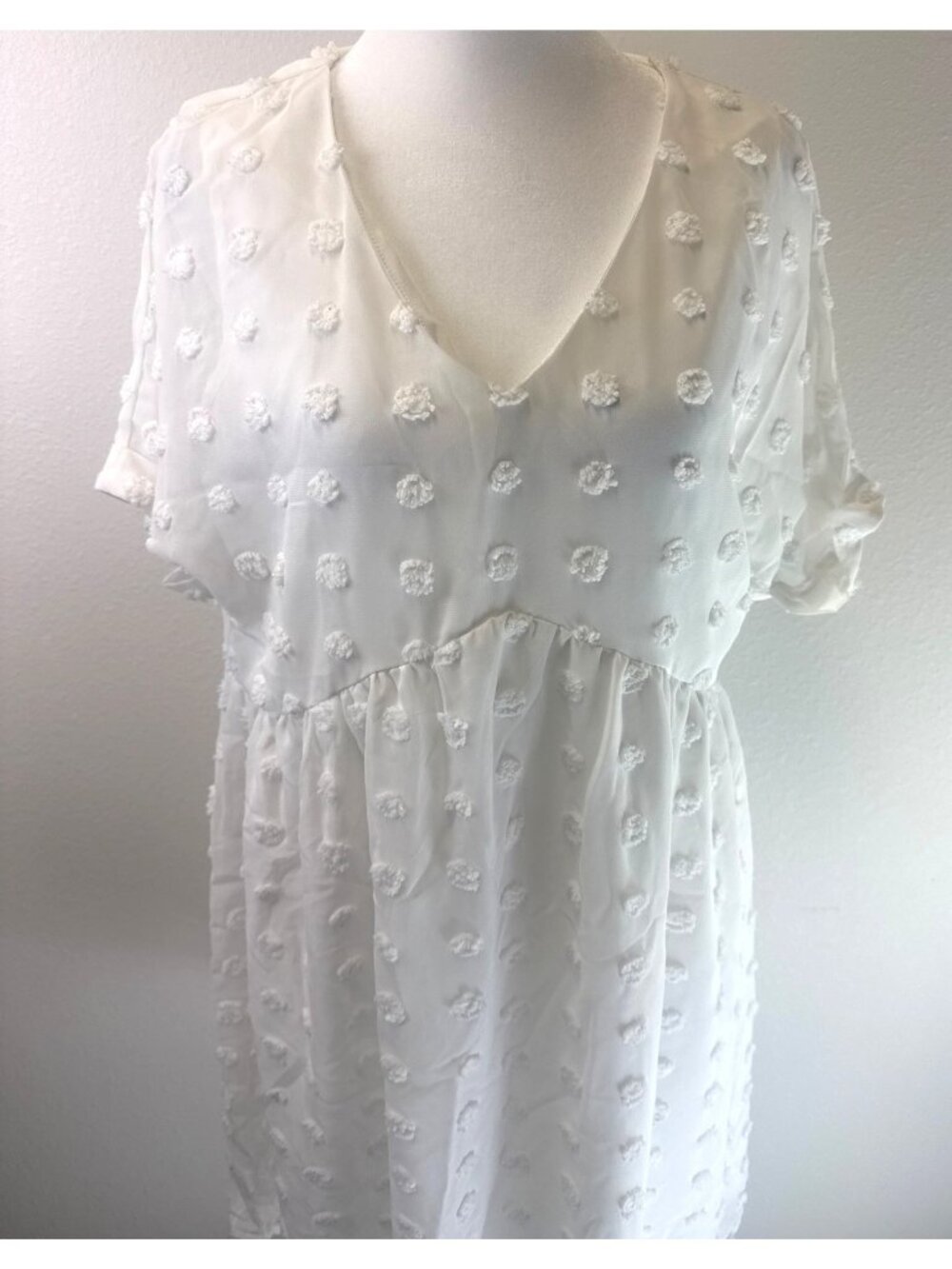 Kirundo White Womens Medium V-Neck Dress Swiss Balls Babydoll Whimsical Loose